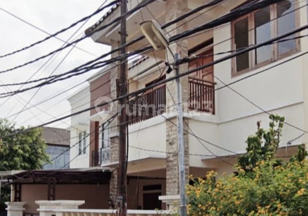 Rumah Nyaman dan Terawat di Ciledug Tangerang Cocok untuk Keluarga