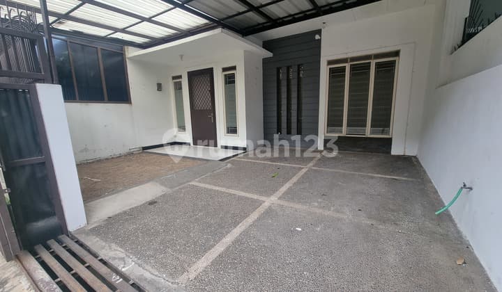 Rumah minimalis taman holis indah 2 dijual