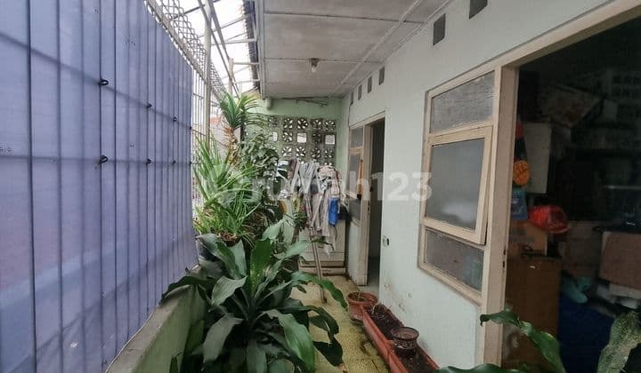Rumah hitung tanah di sayap astana anyar dijual cepat
