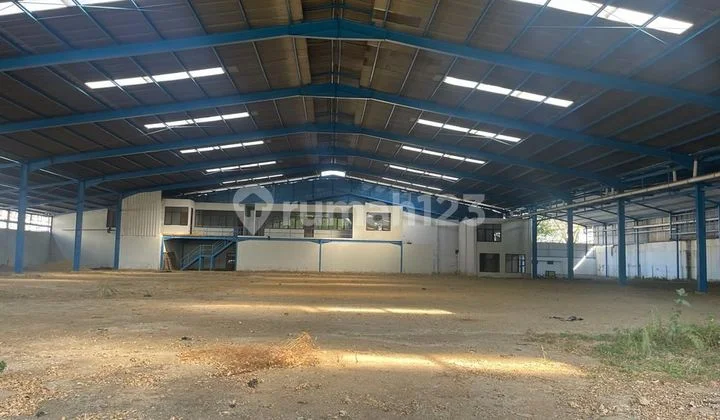 Strategic Land Warehouse 5 Minutes from Toll, Sold Very Cheap