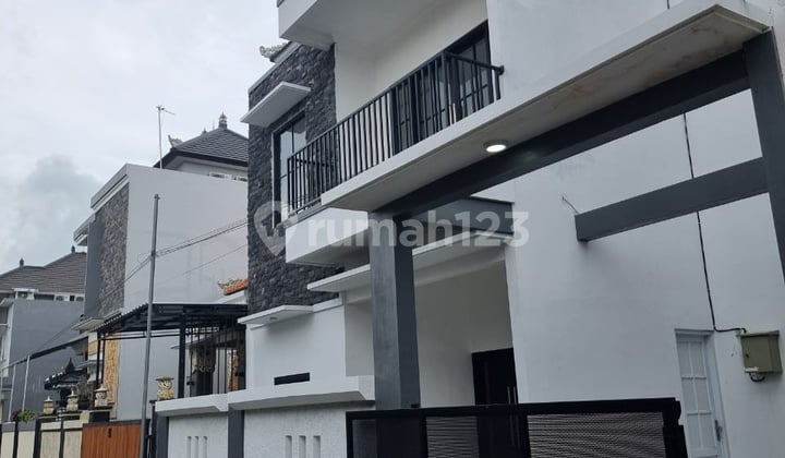 Rumah Baru Modern One Gate Sistem Di Gatsu Timur Denpasar Bali