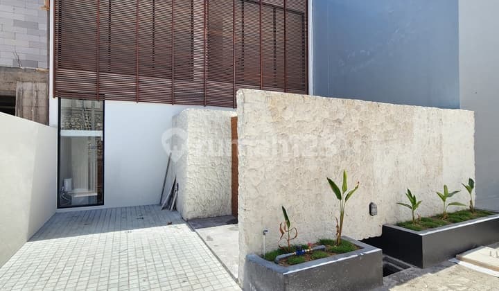 Brand New Villa Furnished Darmawangsa Nusa Dua Bali