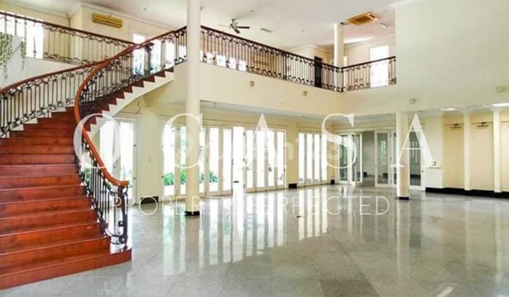 Luxury Big House Jl Teuku Umar Menteng Jakarta