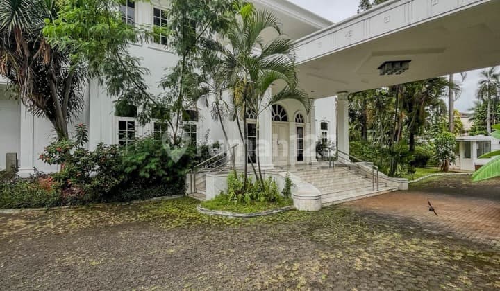 Spacious House in Exclusive, Luxurious, and Charming Permata Hijau