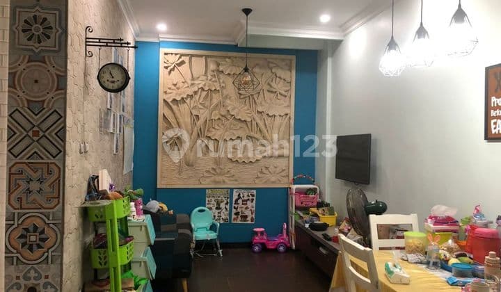 Dijual Rumah 2,5Lantai SHM Sudah Renovasi di Mustikajaya Bekasi