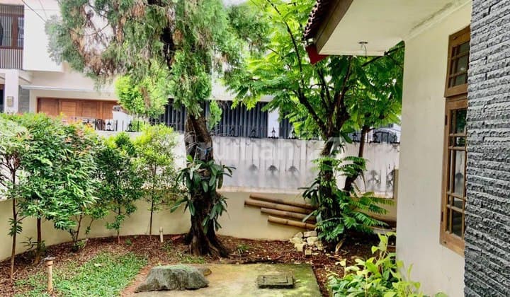 Rumah Hitung Tanah Siap Huni Dekat MRT di Cipete