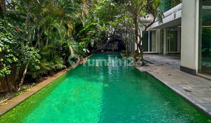 Rumah Bagus Siap Huni di Brawijaya Kebayoran Baru