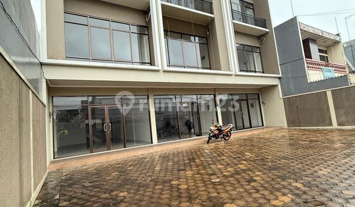 Ruko Brand New Gandeng 3 di Jatinegara Jakarta Timur