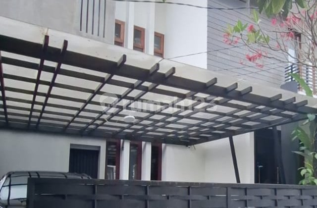 Rumah Cantik Minimalis di Lingkungan Tenang Bintaro