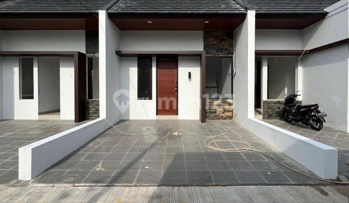 Rumah Nyaman Minimalis Brand New Di Kukusan Depok