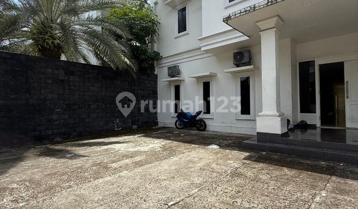Rumah Mewah/ Guest House Siap Huni Di Menteng Jakpus