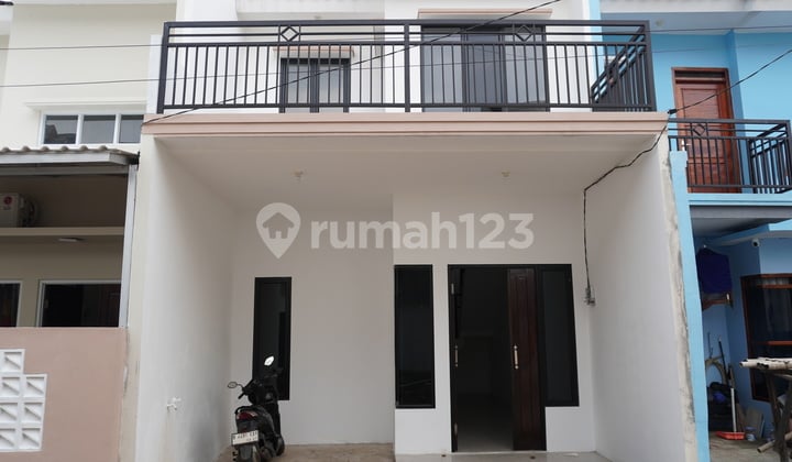 2-Story Ready-to-Occupy Strategic Cluster in Pancoran Mas, Depok