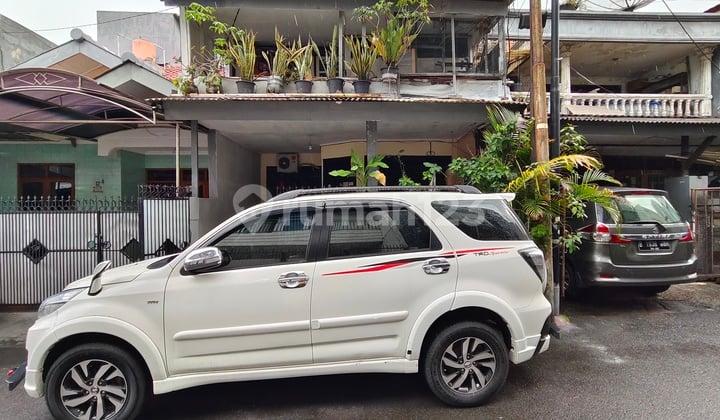 Rumah 2 Lantai Gelong Baru Jakarta Barat