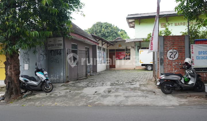 Land 1000m and Building 600m in Ciracas, East Jakarta