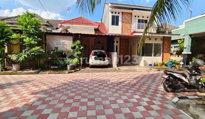 Rumah 2 Lantai Siap Huni Cibubur Villa 2