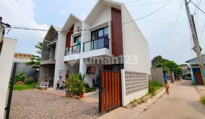 Ready-to-Occupy House in Cimanggis, Price 720 Million