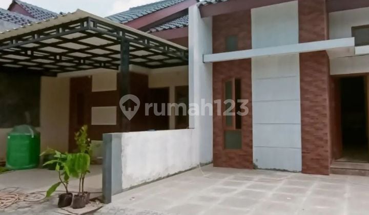 rumah baru cluster siap huni Bebas banjir jatibening bekasi