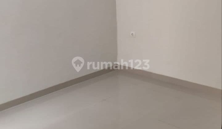 rumah murah 2 lantai dekat toll jatiasih bekasi bebas banjir
