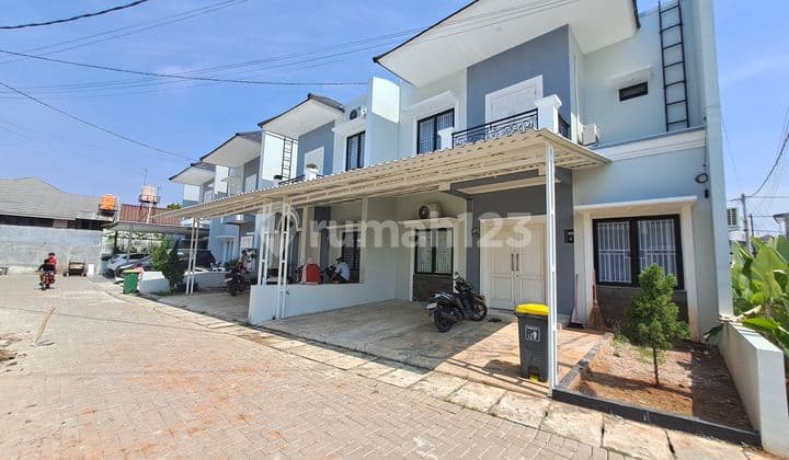 Rumah Baru Cluster Exclusive Jatiwaringin Dekat Toll Pondok Gede Bekasi