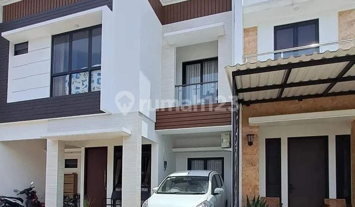 rumah baru 2 lantai Bata Merah Duren Sawit jakarta timur
