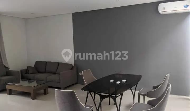 Disewakan Rumah Full Furnished (lengkap Dg Furnitur) Dalam Cluster, Lokasi Dekat Ke Tol Andara, Cilandak Dan Tb Simatupang, Ciganjur, Jakarta Selatan