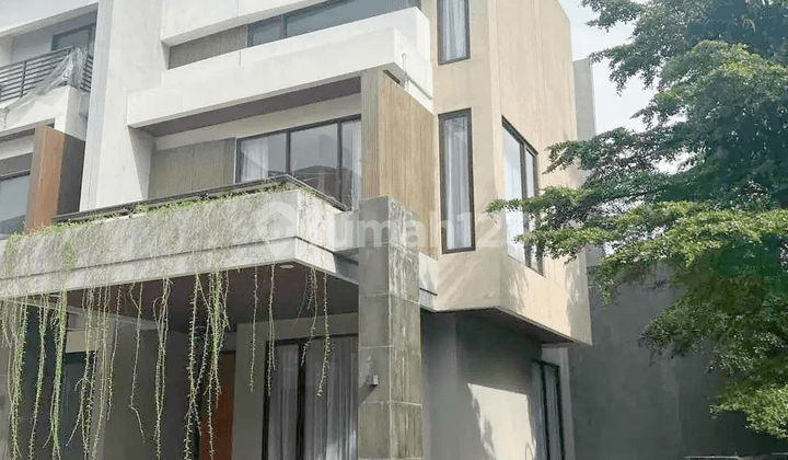 Disewakan Rumah Fully Furnished Serba Baru (Lengkap), Lokasi Dalam Smart Town House Dekat Pondok Indah, Jakarta Selatan