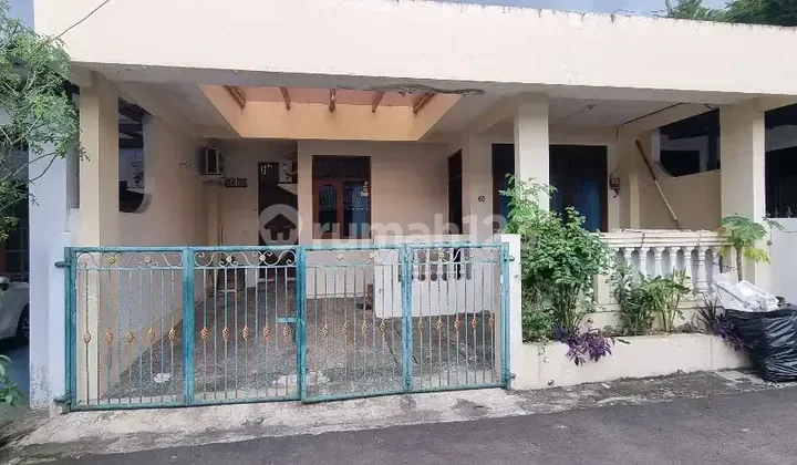 Disewakan Rumah Komplek Cirendeu, Dekat Ke Mrt Lebak Bulus, (unfurnished, Bonus Ac, Water Heater, Kitchen Set)