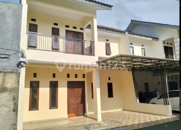 Disewakan Murah Rumah Lokasi Bagus, Hanya Selangkah Dari Gerbang Tol Brigif, (unfurnished), Cinere