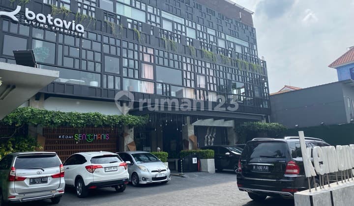 Business Space on the Ground Floor @Kemang 10 Building