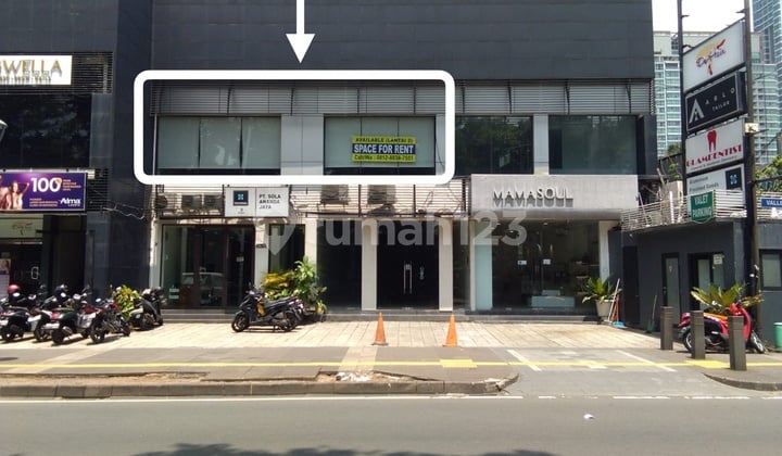 Ruang Usaha Komersil Dilantai 2 Kemang Raya