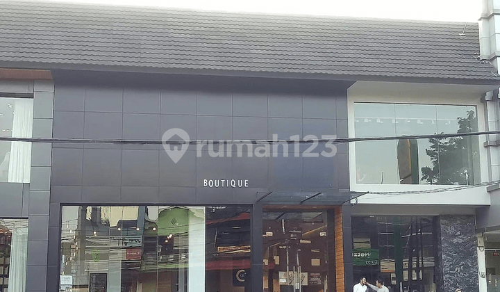 Ruko 2 Unit Gandeng Di Kemang Raya Jaksel, Luas Bangunan 510m2
