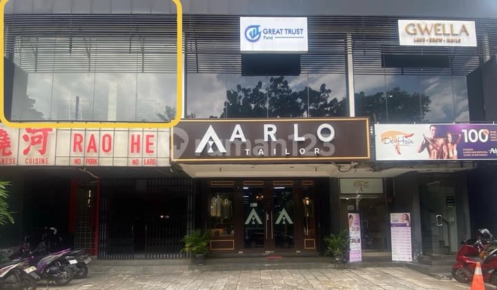 Ruang-Usaha Dilantai 2 Hadap Jalan Utama Kemang Raya