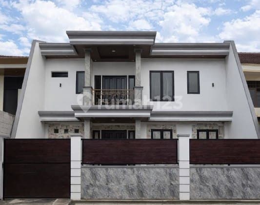 Rumah Manyar Kertoadi New Minimalis