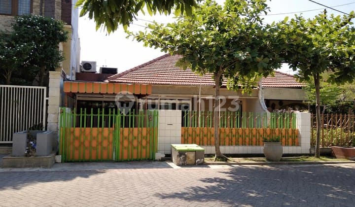 Rumah Manyar Tirtoyoso Selatan Terawat Row 3 Mobil