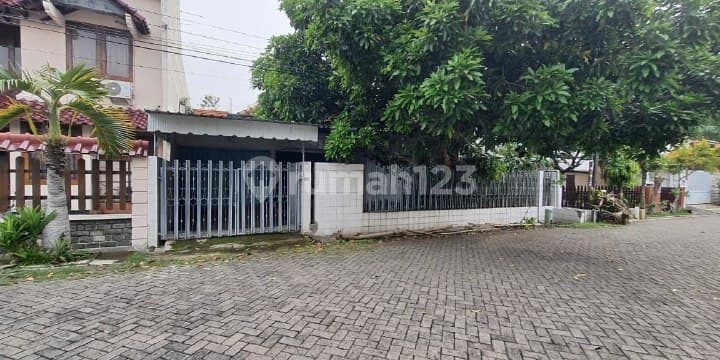 Rumah Manyar Tirtoyoso Selatan Hitung Tanah Row Jalan Lebar