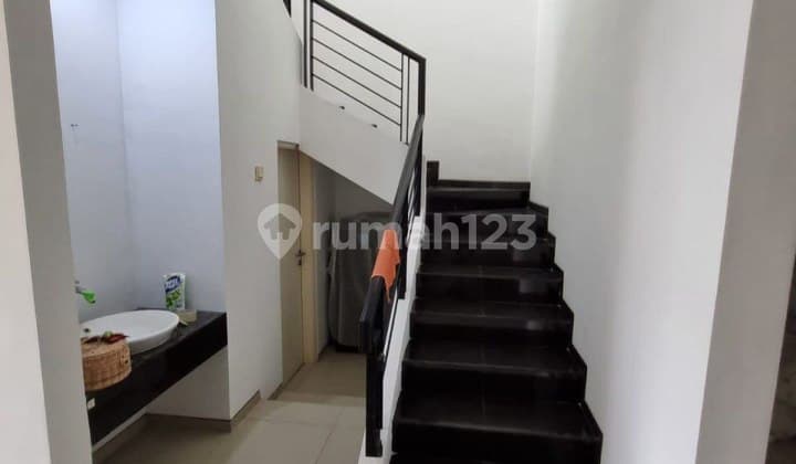 Dijual Rumah Siap Huni Pantai Mentari Carport 2 mobil