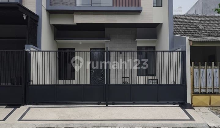 For Sale: Mukti Klampis Anom New Gres Minimalist Row House, 4 Car Capacity