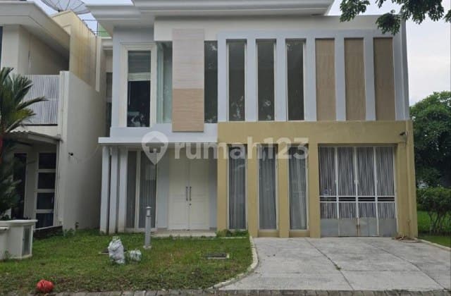Rumah Long Beach Pakuwon City Minimalis Siap Huni