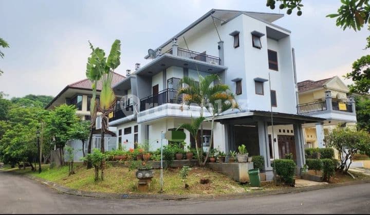 Nice House Swimming Pool in Giri Loka Bsd (tess)