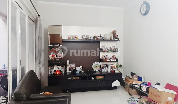 Rumah Cantik Siap Huni Lokasi di Emerald bintaro Jaya 9