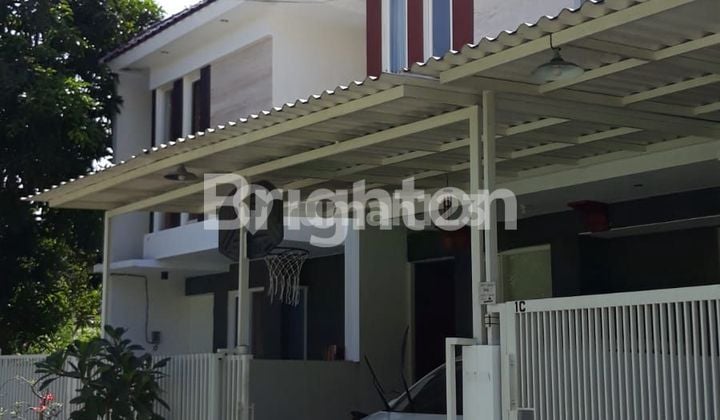 RUMAH SEMI FURNISHED 2 LT DI RUNGKUT TENGAH SURABAYA DEKAT MERR