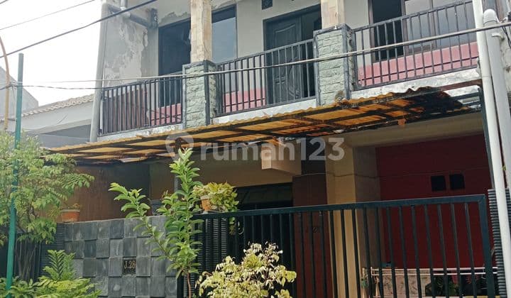 Rumah 2 Lantai Deltasari Indah Murah 685 Juta
