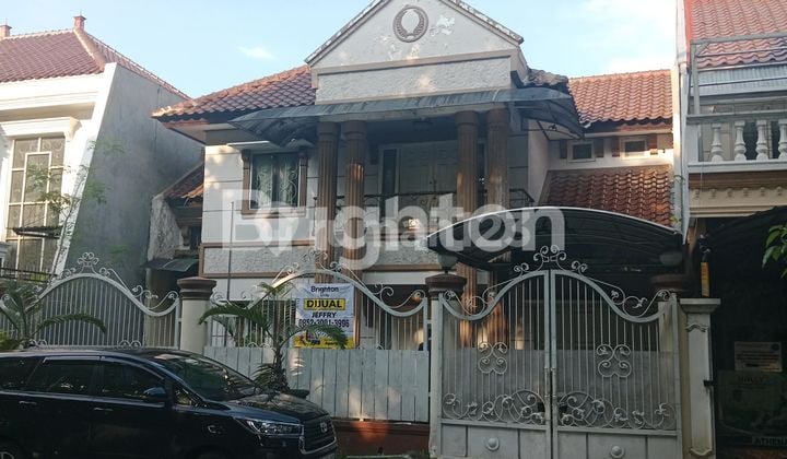 Rumah 2 Lantai di Raya Puri Surya Jaya Dekat Superindo