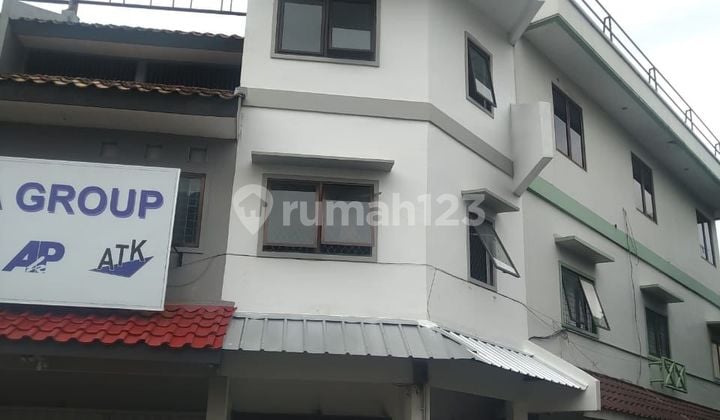 Jarang Ada !! Ruko 3 Lantai Rapi Siap Pakai Sebelah Bsd Plaza