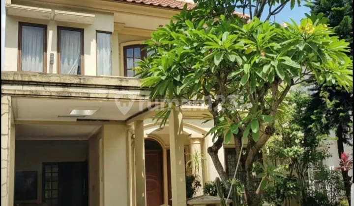 Jarang Ada !! Rumah Siap Huni dengan Banyak Kamar Dekat Akses Tol di Cluster BSD