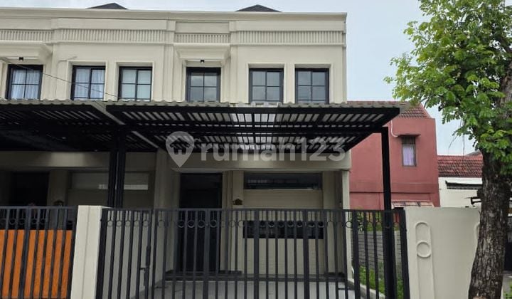 Rumah Bagus Hook 2 Lantai Dekat ke Summarecon Mall di Gading Serpong