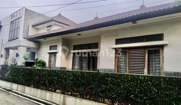 Dijual Rumah Secondari Dalam Komplek Koperasi Kakibata Rumah Rapih Dan Terawat Mudah Di Akses Aman Nyaman Dan Tidak Banjir,deket Ke Swalayan Kalibata Deket Ke Stasiun Kalibata Deket Kampus Dan Mudah Di Akses ,deket Ke Perkantoran Tb Simatupang Q
