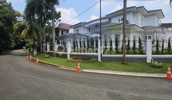Dijual Rumah Mewah Di Pondok Indah Jakarta Di Kawasan Elit Lengkap Dengan Kolam Renang Dan Di Lengkap Cctv Di 16 Titik Dengan 10 Ac 2 Pk Inverter Cocok Lingkungan Tenang Dan Aman
