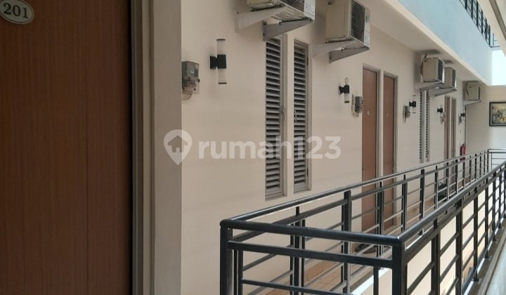 Rumah Kost Exclusive Lb 400 M2 Pada Area Strategis Matraman Jakarta Timur di RT 006/ RW. 09, Jl. Multi Karya No.23 RT.006/RW.09, Utan Kayu Utara, Matraman, Kota Jakarta Timur, DKI Jakarta, Indonesia, 13120, Matraman