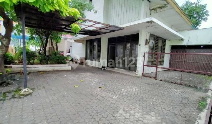 Rumah Bgs Mewah Jalan Pleburan Tengah Kota Semarang Dkt Undip Bawah